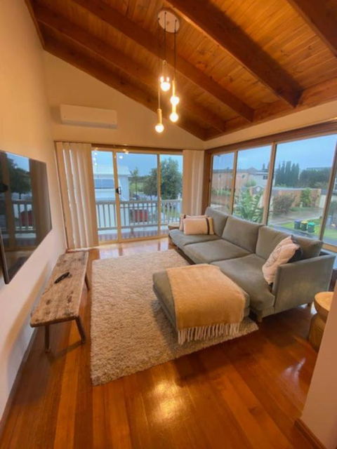 Sandy Bliss Walk To The Beach - Accommodation QLD 3
