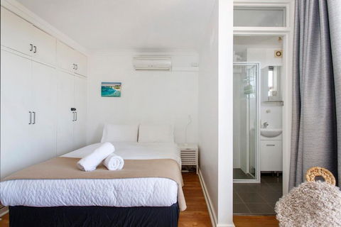 Seaside Studio Apartment - North Fremantle - Accommodation QLD 3