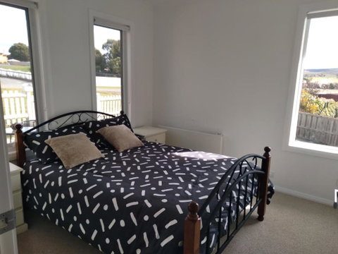 Self Contained Guest Suite - Accommodation QLD 2