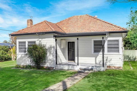 Serene Countryside Escape Spacious 3BR Retreat Near Wineries - Accommodation QLD 0