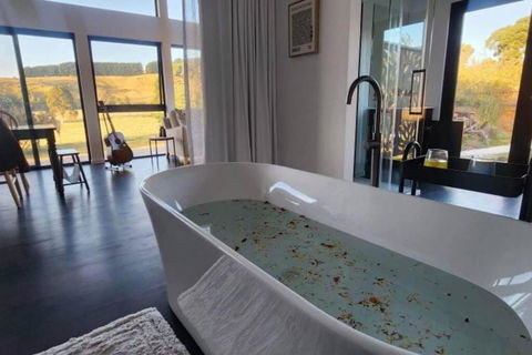 Shibui Lilydale Luxury Romance - Accommodation QLD 2