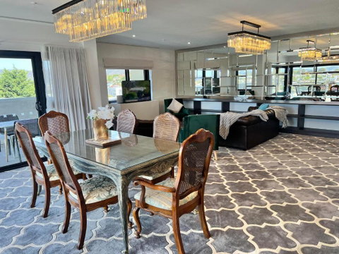 Sixty Six Boutique Apartments - Accommodation QLD 1