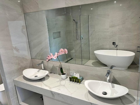 Sixty Six Boutique Apartments - Accommodation QLD 2