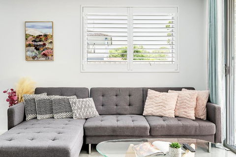 Spacious 4BR Villa With Office L Modern & Convenient - Accommodation QLD 1