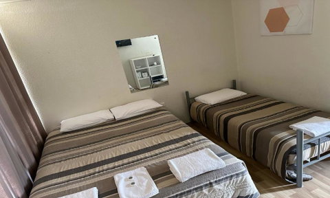 St George Hotel Motel - Accommodation QLD 1