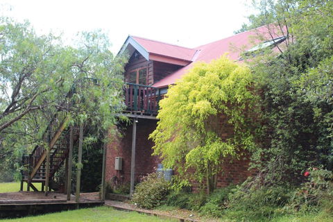 Storey Grange - Accommodation QLD 2