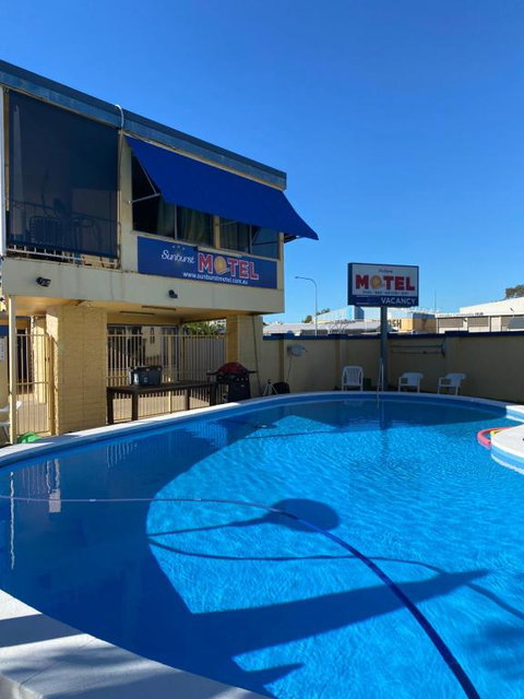 Sunburst Motel - Accommodation QLD 3