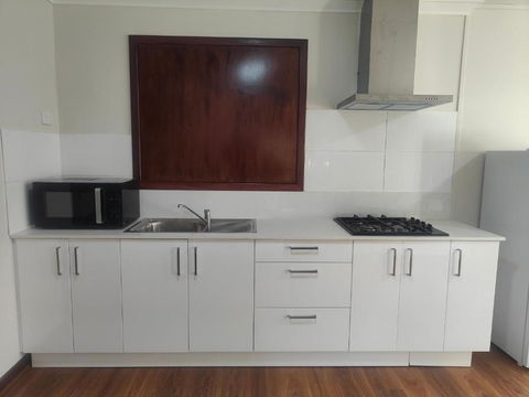The Cozy Little House - Accommodation QLD 2
