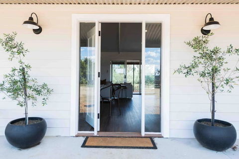 The Bungalow Cottage - Accommodation QLD 1