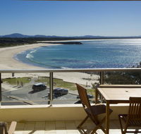 Beachpoint Unit 402 28 North Street - Accommodation QLD