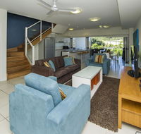 Beachside Apartment 14 - Accommodation QLD