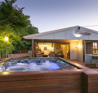 Beachside Cottages - Accommodation QLD
