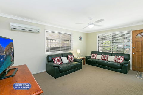 Beachside Holiday Home - Accommodation QLD 3