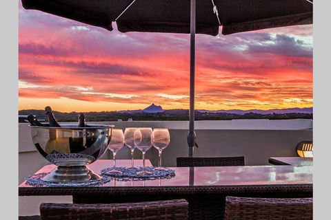 Beachside Penthouse With 360views - Accommodation QLD 3