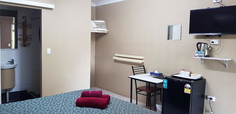Beagle Motor Inn - Accommodation QLD 1