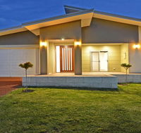 Beaufortia Views - Accommodation QLD