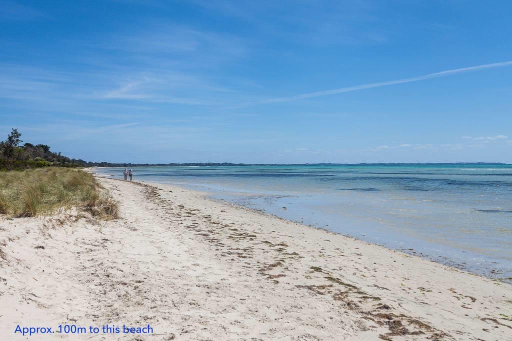 Rosebud West VIC Accommodation QLD