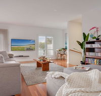 Bella K - style comfort and location - Accommodation QLD