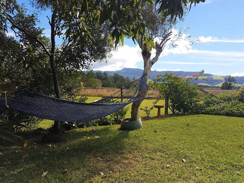 Bella Vista - Accommodation QLD 0