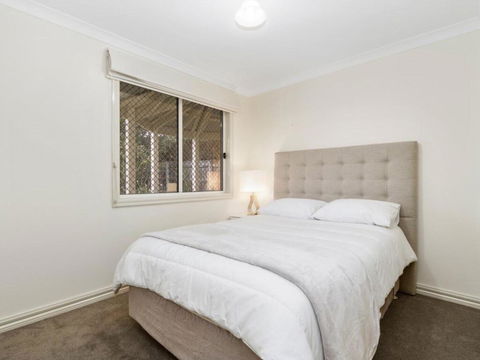 Bellevue - Accommodation QLD 1
