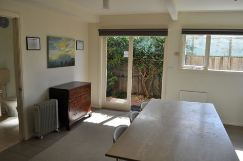 Belton Apartments - The Studio - Accommodation QLD 3