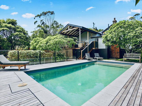 Beluso - Accommodation QLD 0