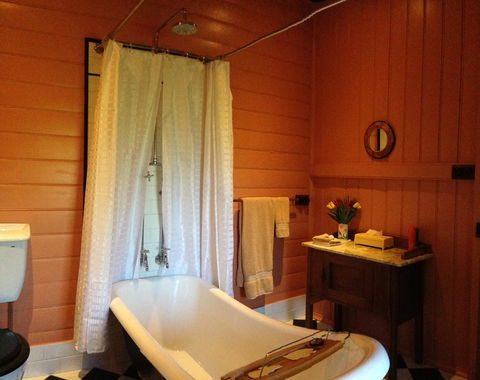Belvoir B&B Cottages - Accommodation QLD 1
