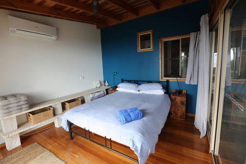 Benji's By The Sea - Accommodation QLD 2