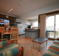 Benny's 3/25 Park Road - Accommodation QLD