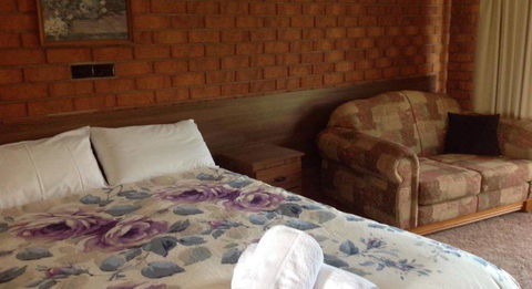 Berrigan Motel - Accommodation QLD 3