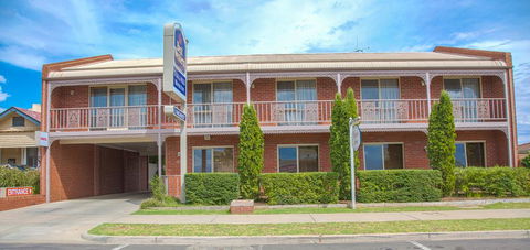 BEST WESTERN Burke And Wills Motor Inn - Accommodation QLD 3