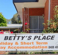 Betty's Place - Accommodation QLD