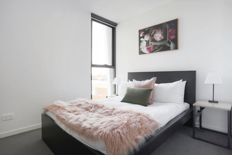 BHB Designer Collingwood - Accommodation QLD 2