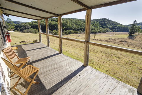 Big Yango House - Accommodation QLD 2