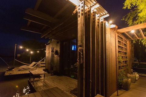 Bill's Boathouse - Accommodation QLD 3