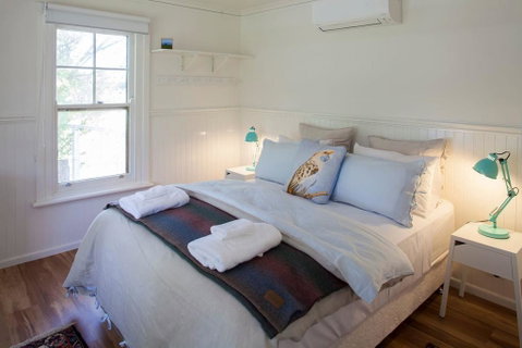 Bird House - Accommodation QLD 2
