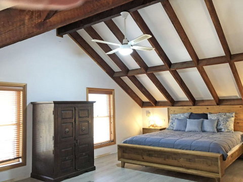 Birubi Beach House' 14 Campbell Avenue - Fantastic House And Close To The Surf Beach - Accommodation QLD 1