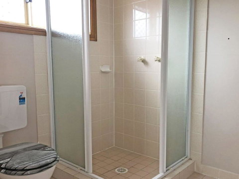 Birubi Beach House' 14 Campbell Avenue - Fantastic House And Close To The Surf Beach - Accommodation QLD 3