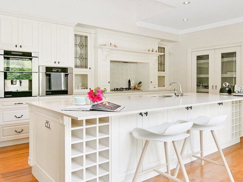 Bitola - Walk To The Village, Coffee And Pub - Accommodation QLD 1