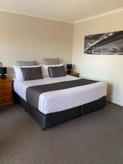 Blue Diamond Motor Inn - Accommodation QLD 3