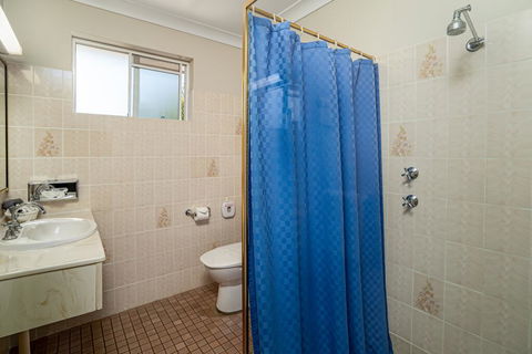 Blue Diamond Motor Inn - Accommodation QLD 1