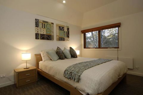 Blue Ice - Accommodation QLD 2