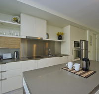 Blue on Blue Apartment 921 - Accommodation QLD