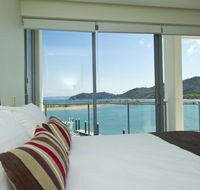 Blue on Blue Superior Studio Room 1361 - Accommodation QLD