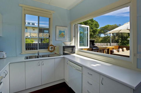 Blue River Shack - Accommodation QLD 3