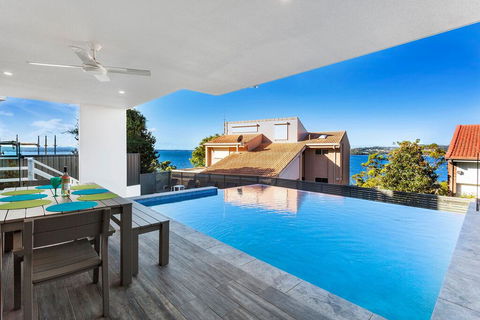 Blue Water Splendour - Infinity Pool And Amazing Views!! - Accommodation QLD 0