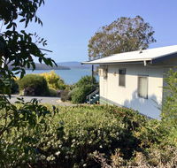 Blue Waters Holiday Cottages - Accommodation QLD