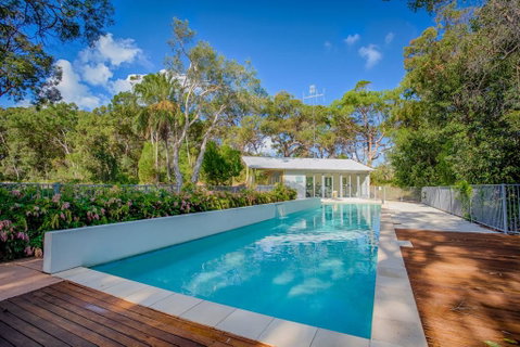 Bluewater 3 - Rainbow Shores - Accommodation QLD 0