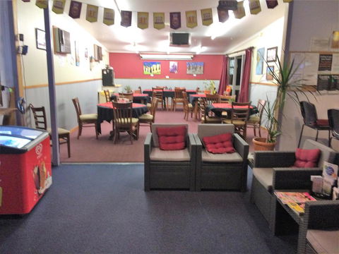 Bluff Hotel - Accommodation QLD 3