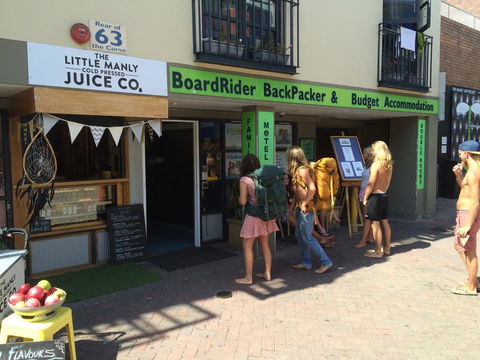 Boardrider Backpackers And Budget Motel - Accommodation QLD 1